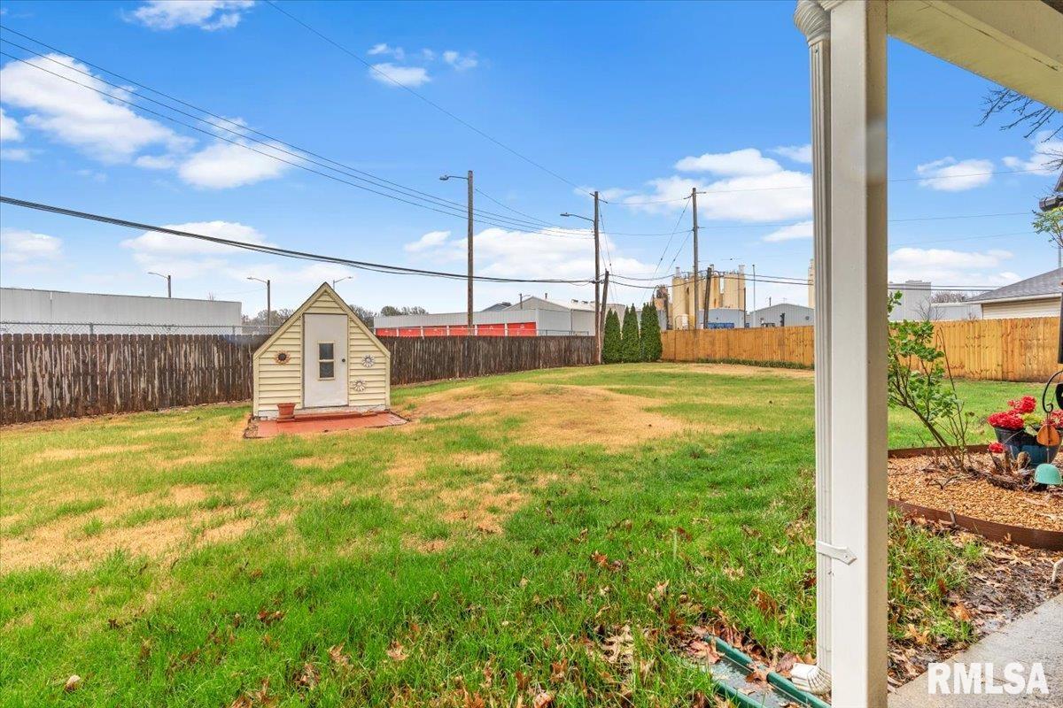 17 Celeste Court Springfield, IL 62703 - Photo 28 of 30