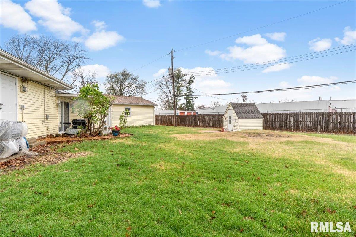 17 Celeste Court Springfield, IL 62703 - Photo 29 of 30