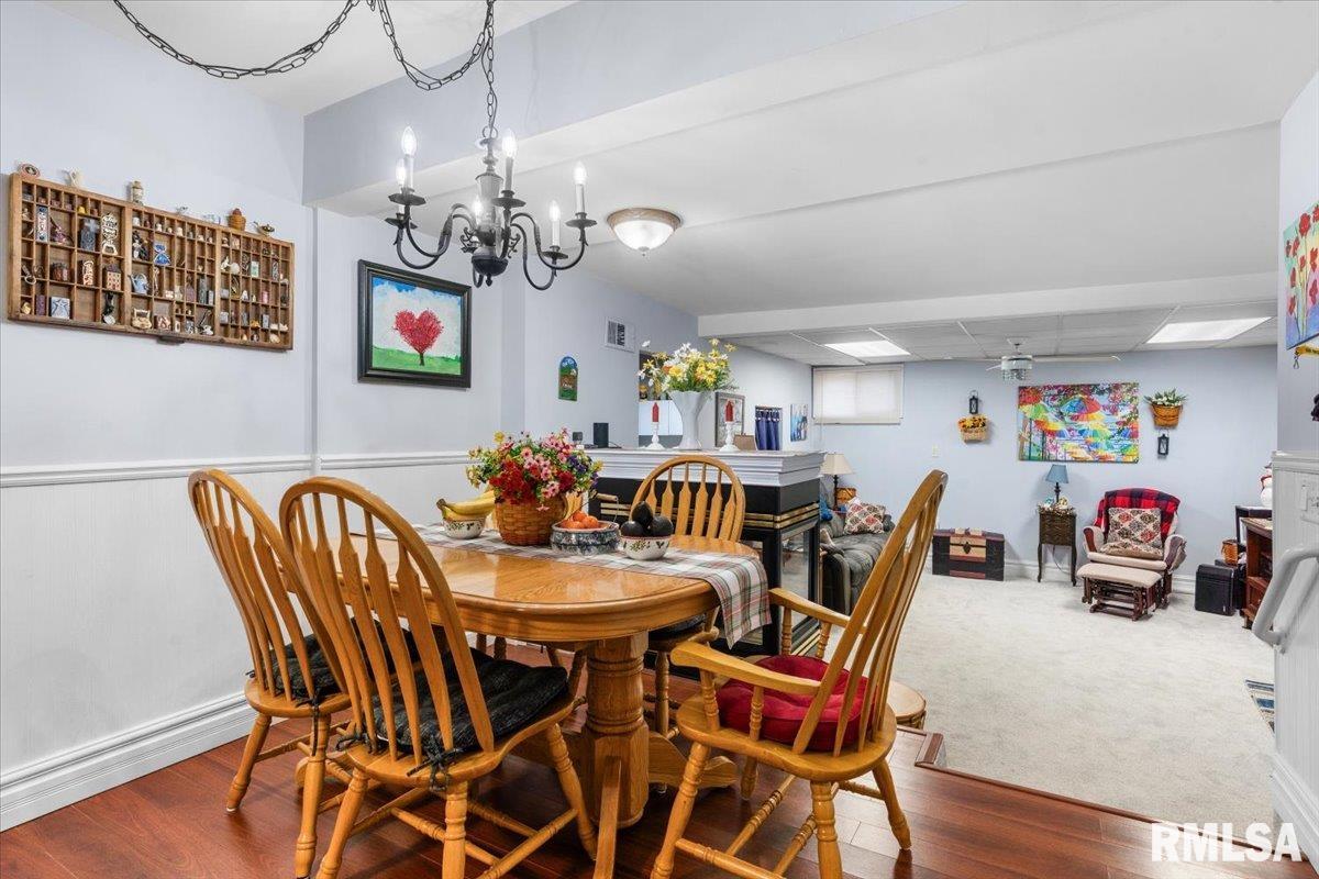 17 Celeste Court Springfield, IL 62703 - Photo 8 of 30