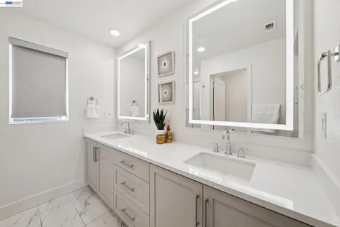 $959,000 | 57109 Via Vicenza, San Ramon, CA 94583