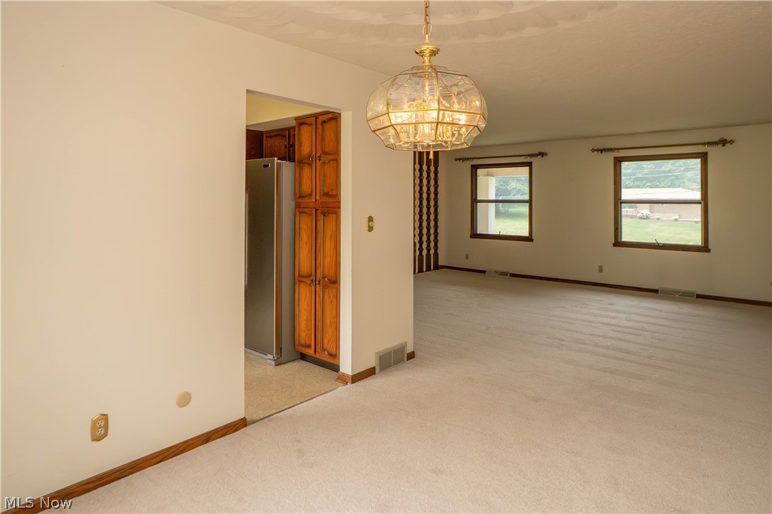 2421 Fairview Road Uniontown, OH 44685 - Photo 9 of 50 Gallery Image 9