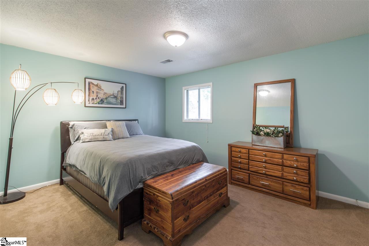 1201 Winding Way Taylors, SC 29687 - Photo 14 of 20
