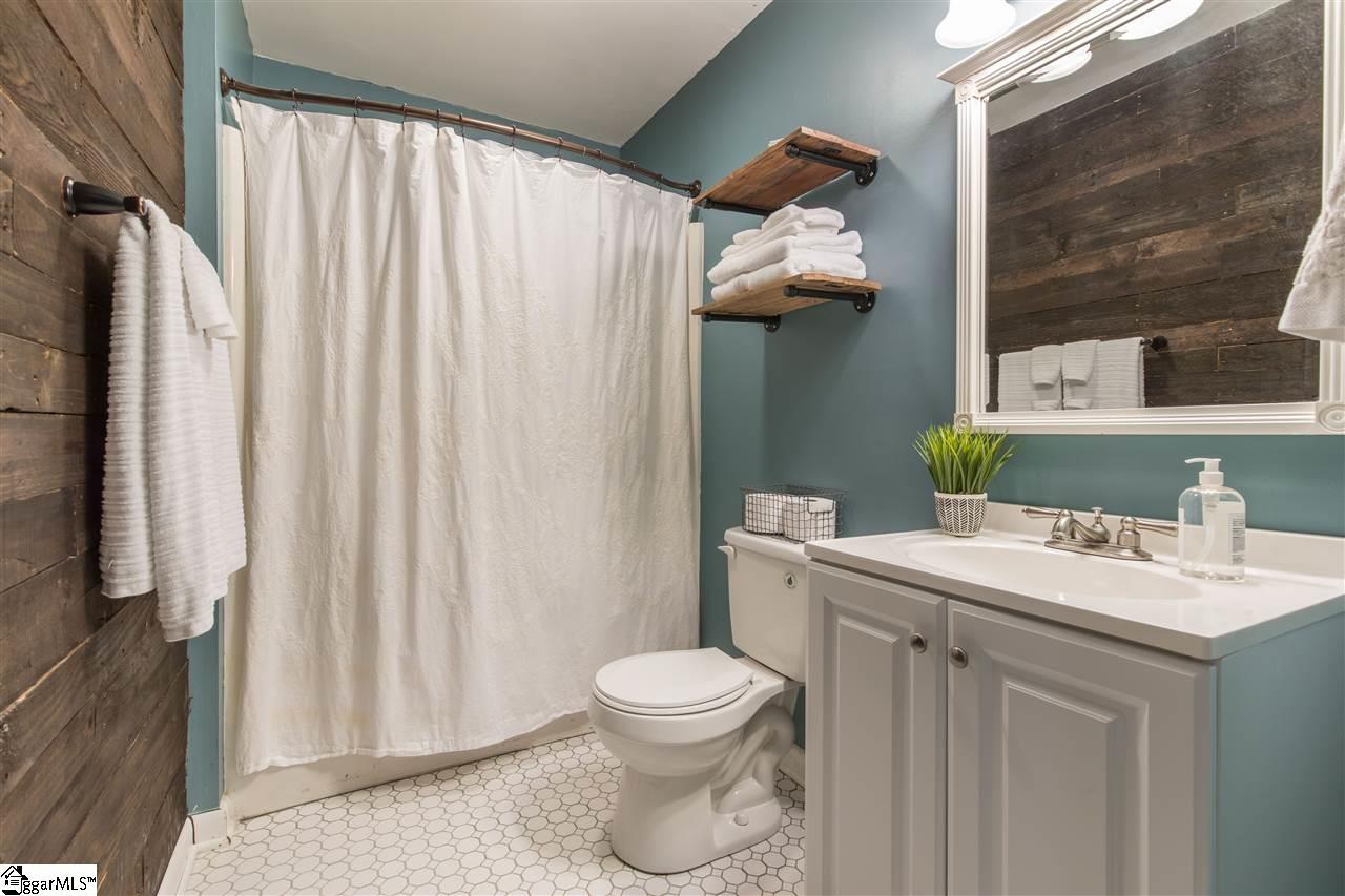 1201 Winding Way Taylors, SC 29687 - Photo 15 of 20