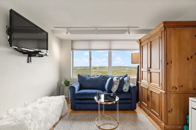 $640,000 | 350 Revere Beach, Unit P213I, Revere, MA 02151