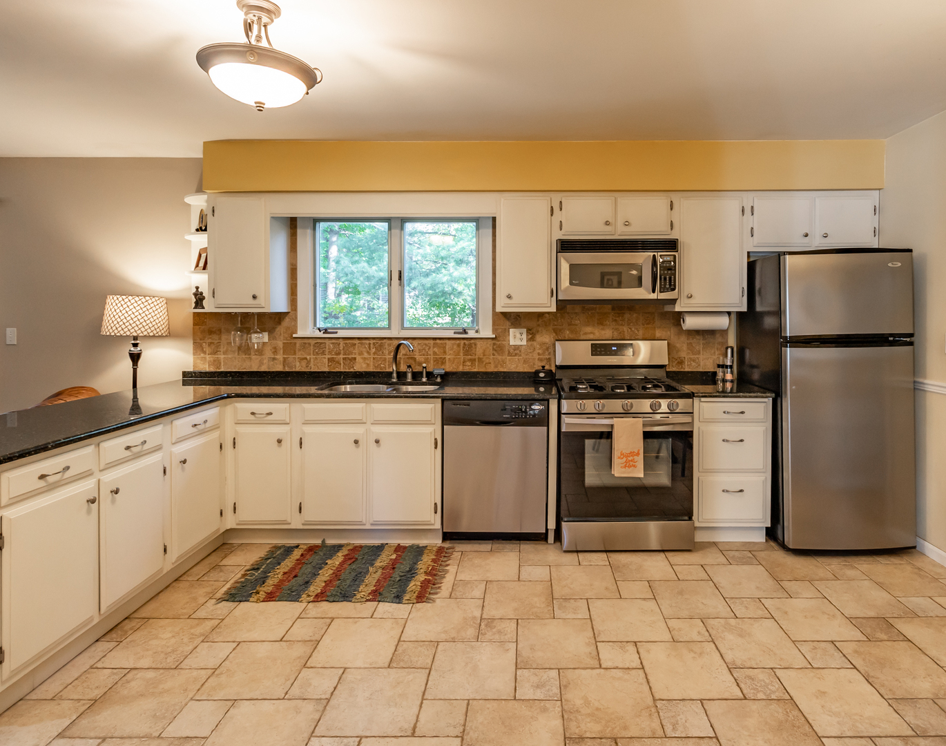 38W646 Ridgewood Lane Elgin, IL 60124 - Photo 10 of 45 Gallery Image 10