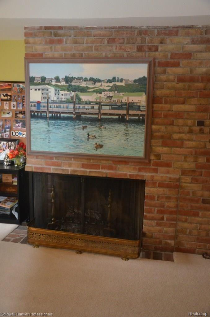 125 Guilford Road Bloomfield Hills, MI 48304 - Photo 9 of 26 DSC_0587.jpg