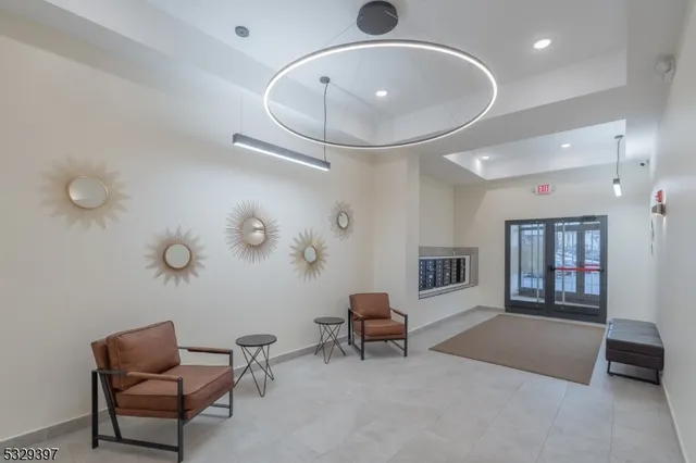 $3,100 | 1026 Stuyvesant Avenue, Unit 307, Union, NJ 07083