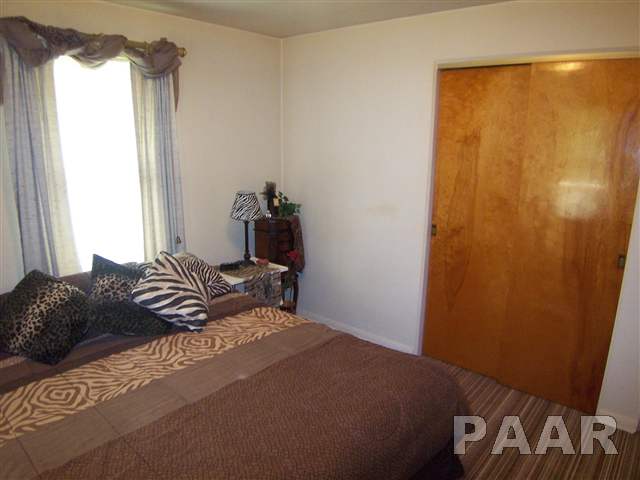 103 Perry Court Creve Coeur, IL 61610 - Photo 8 of 15 Gallery Image 8