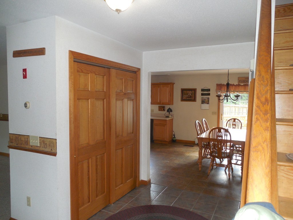 14 Lee Road Ware, MA 01082 - Photo 8 of 29