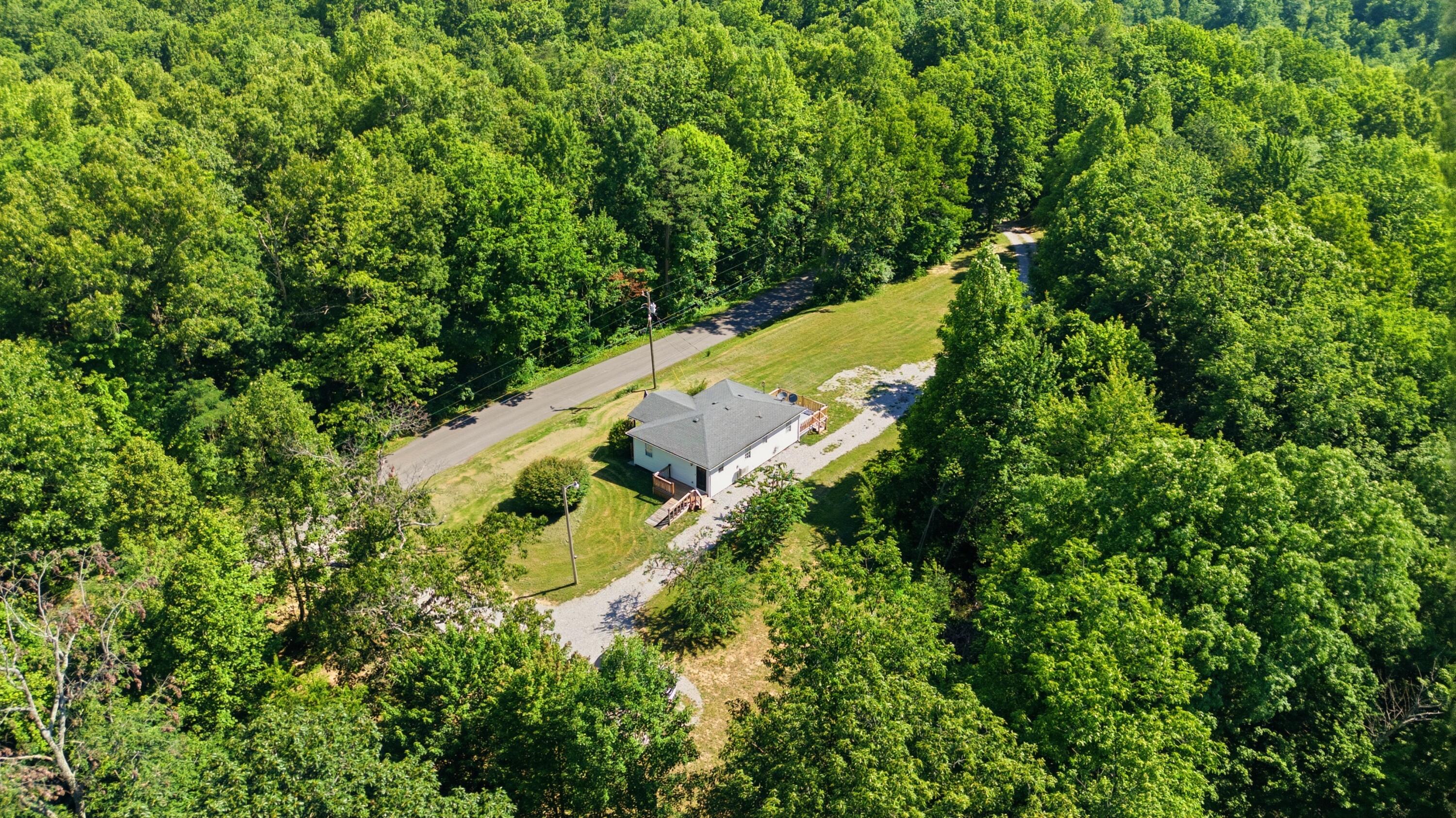 2255 South Tree Tower Road McKee, KY 40447 - Photo 25 of 25 DJI_20260606104508_0249_D