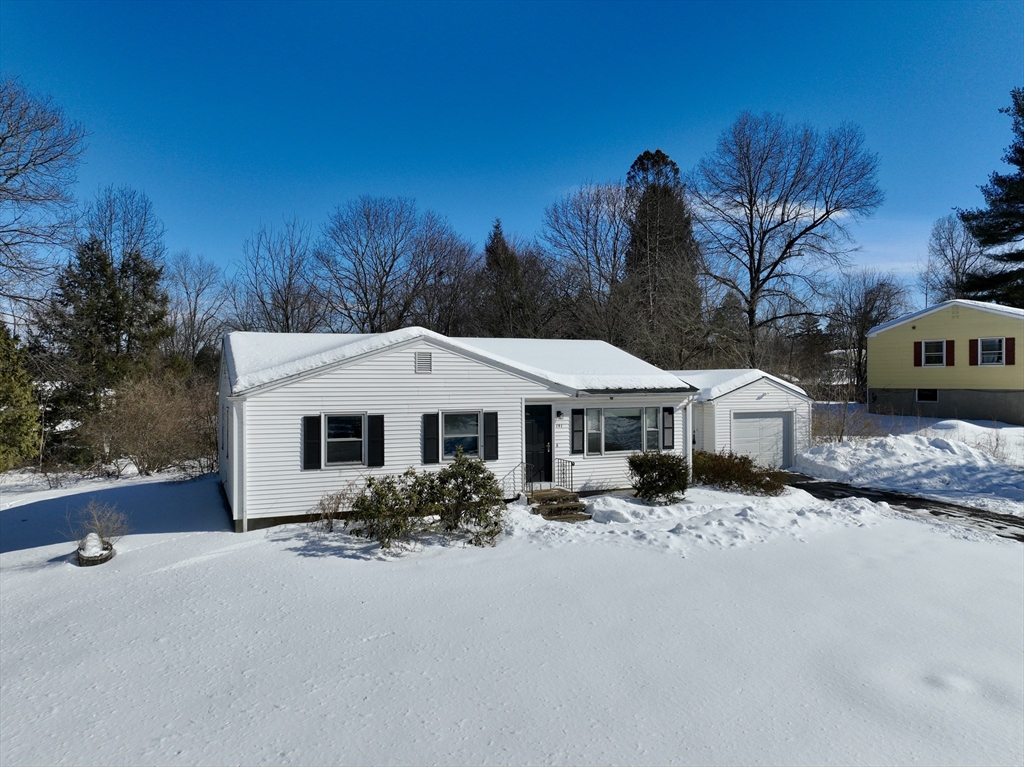 141 Tracy Circle Amherst, MA 01002 - Photo 19 of 22