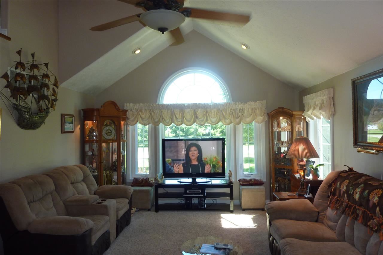 1328 Lakeview Bend Rochester, IN 46975 - Photo 2 of 30