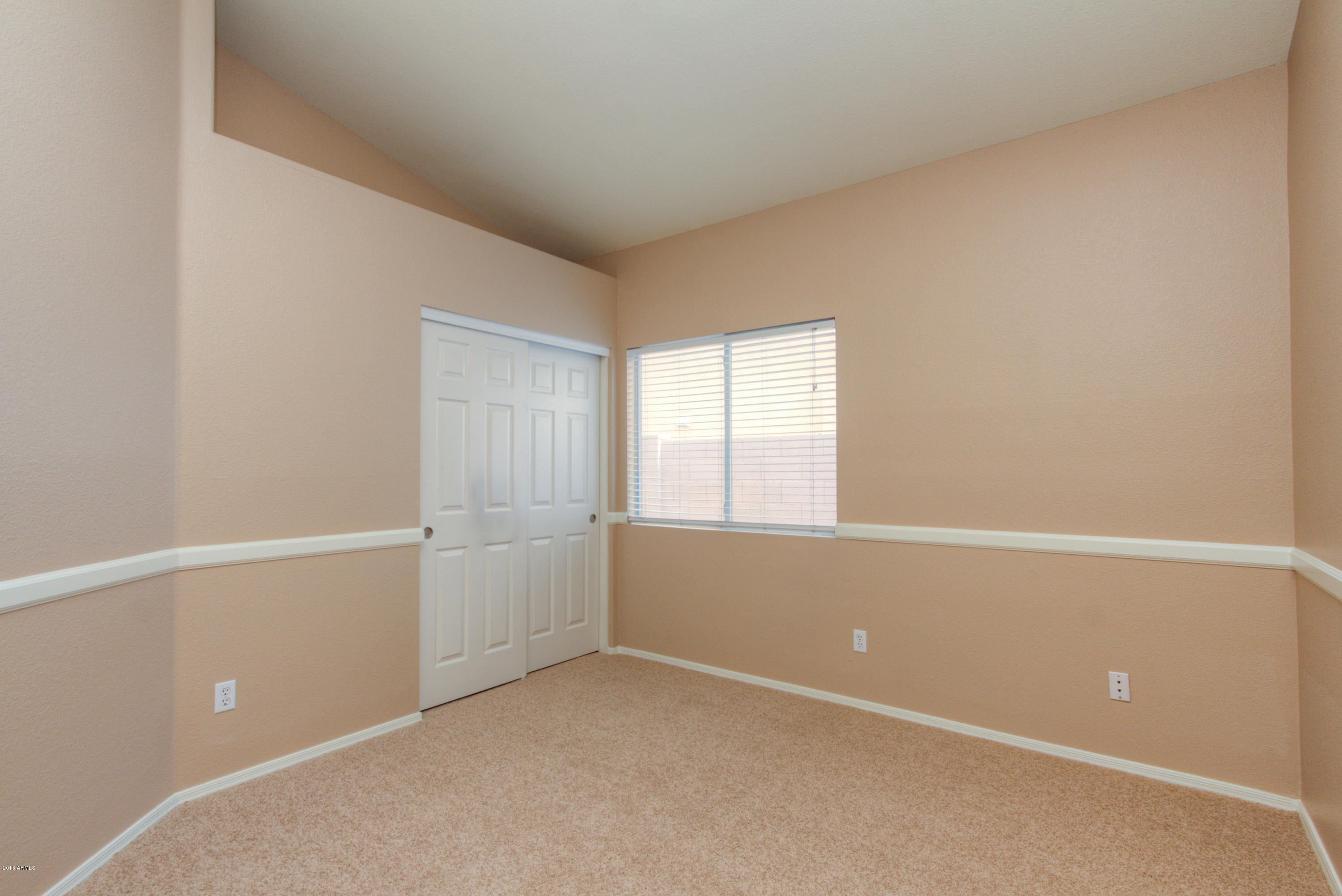 154 West El Freda Road Tempe, AZ 85284 - Photo 22 of 45 22