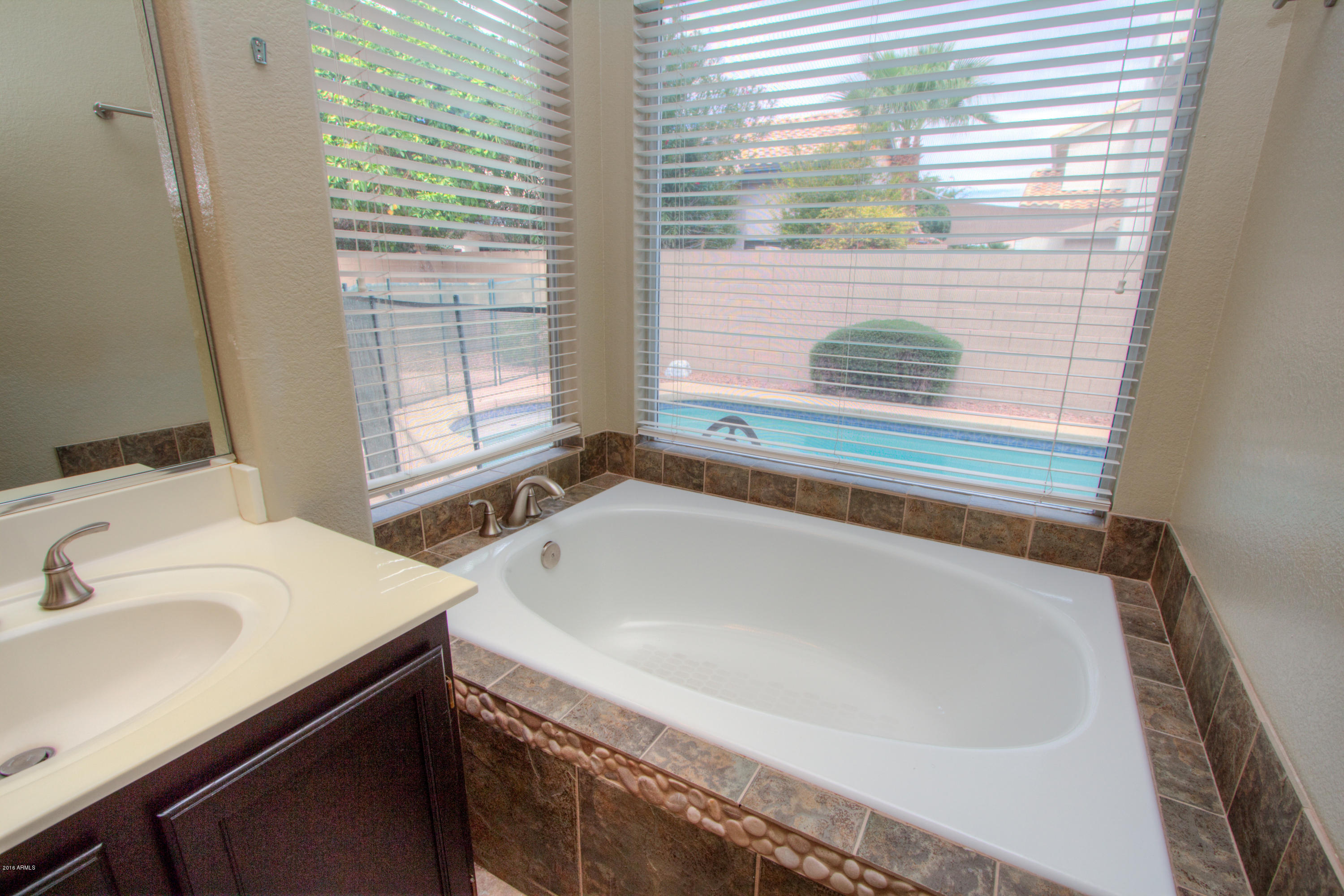 154 West El Freda Road Tempe, AZ 85284 - Photo 29 of 45 29