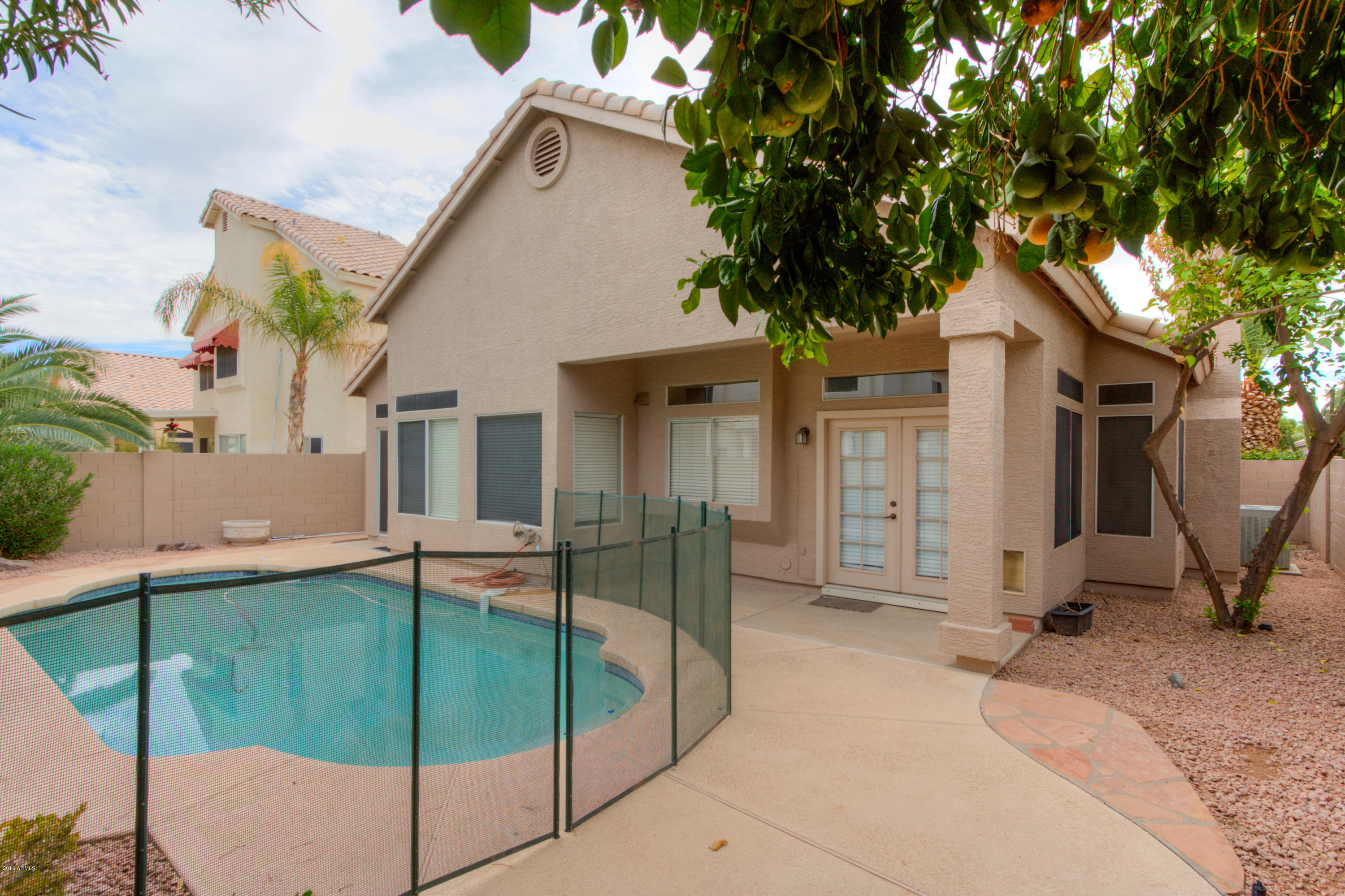 154 West El Freda Road Tempe, AZ 85284 - Photo 33 of 45 34