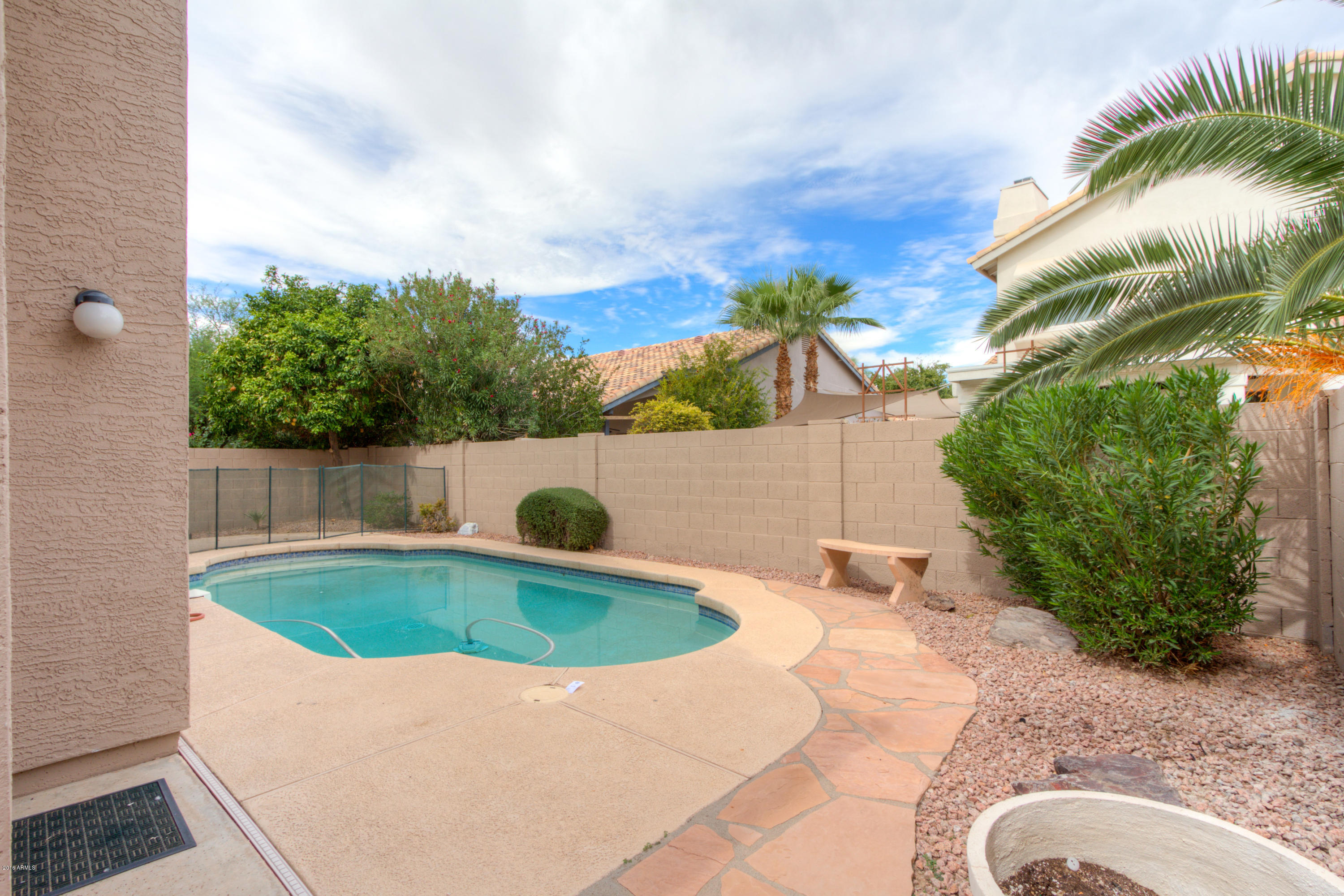 154 West El Freda Road Tempe, AZ 85284 - Photo 34 of 45 35