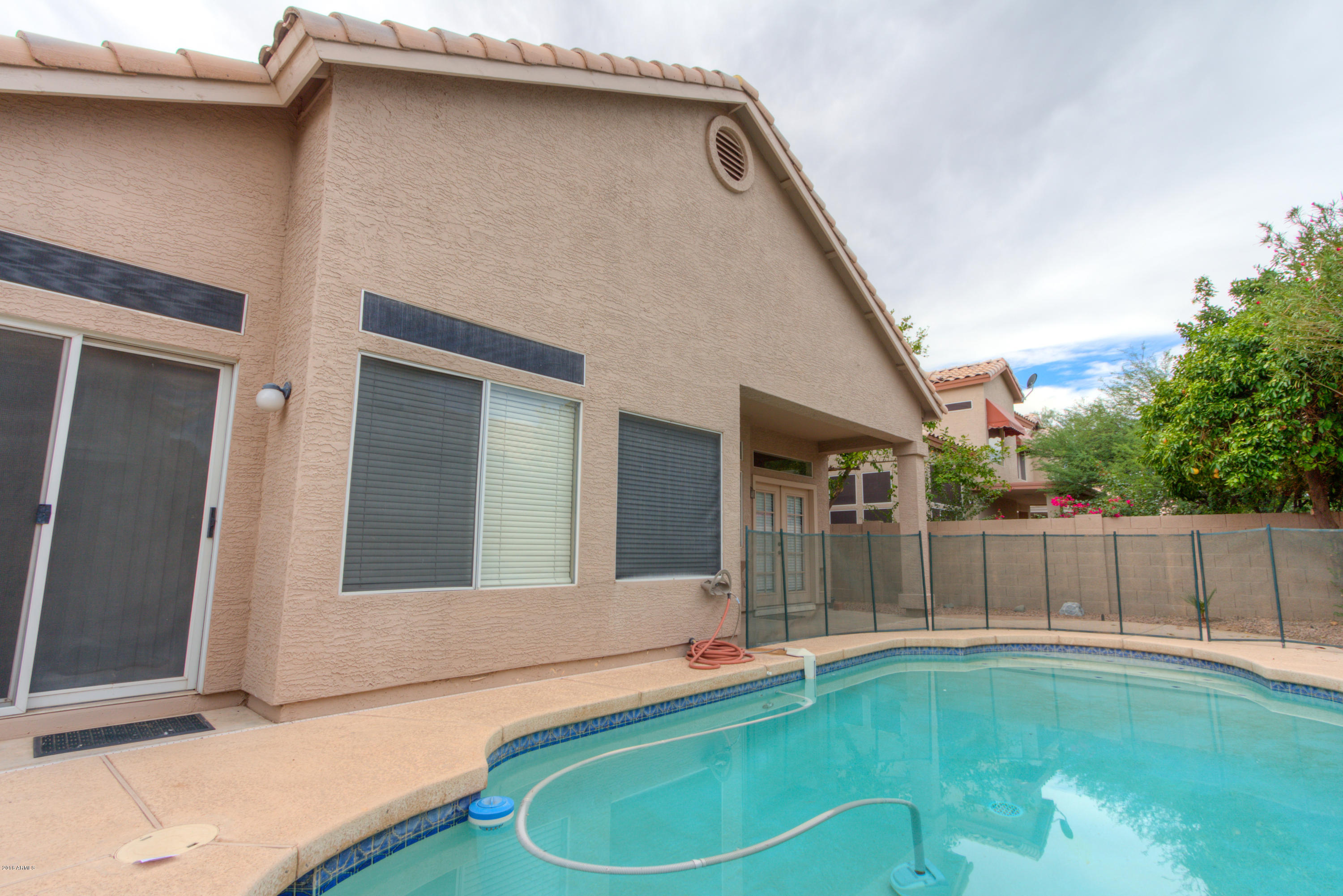 154 West El Freda Road Tempe, AZ 85284 - Photo 35 of 45 36