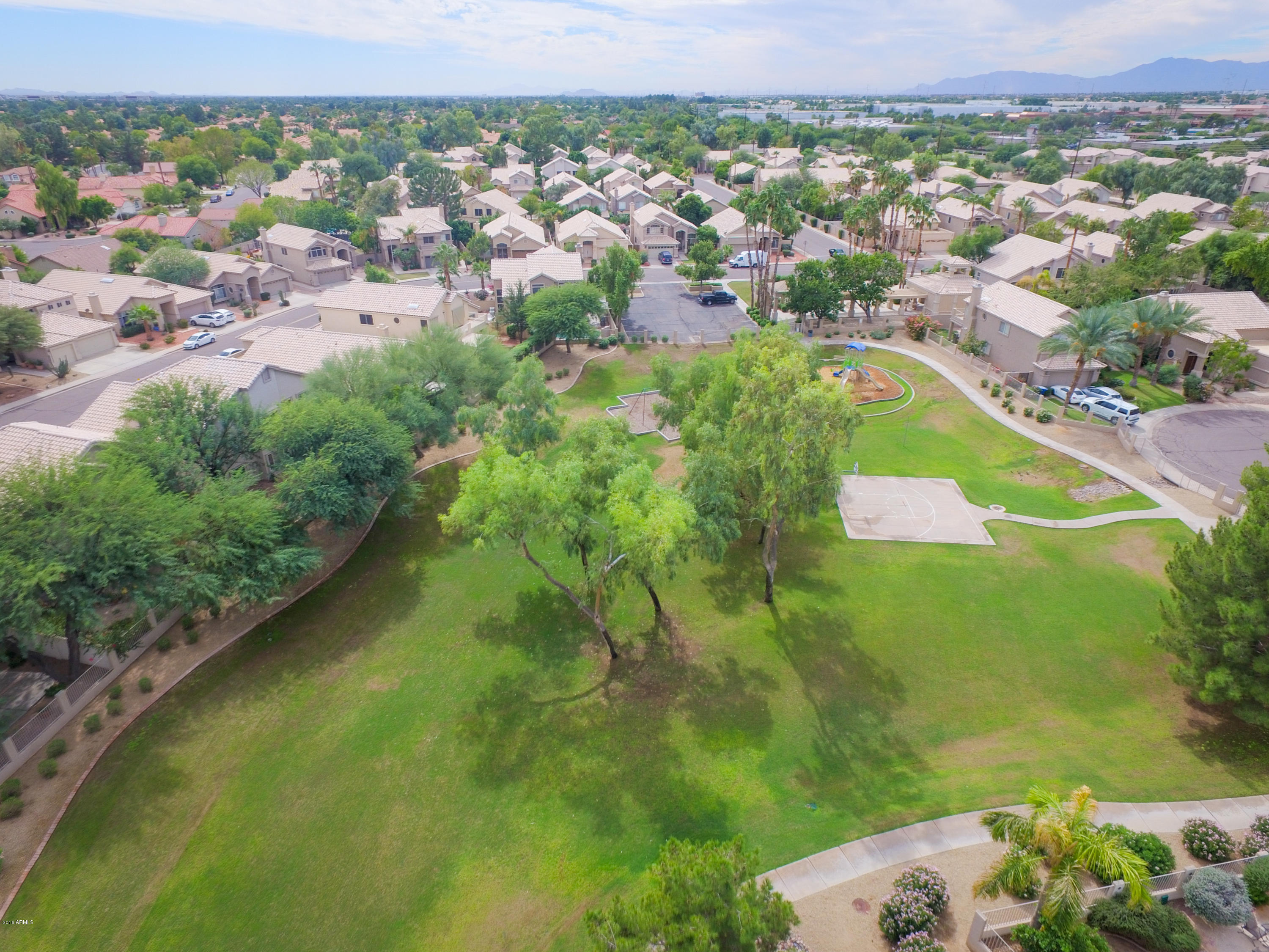 154 West El Freda Road Tempe, AZ 85284 - Photo 42 of 45 43