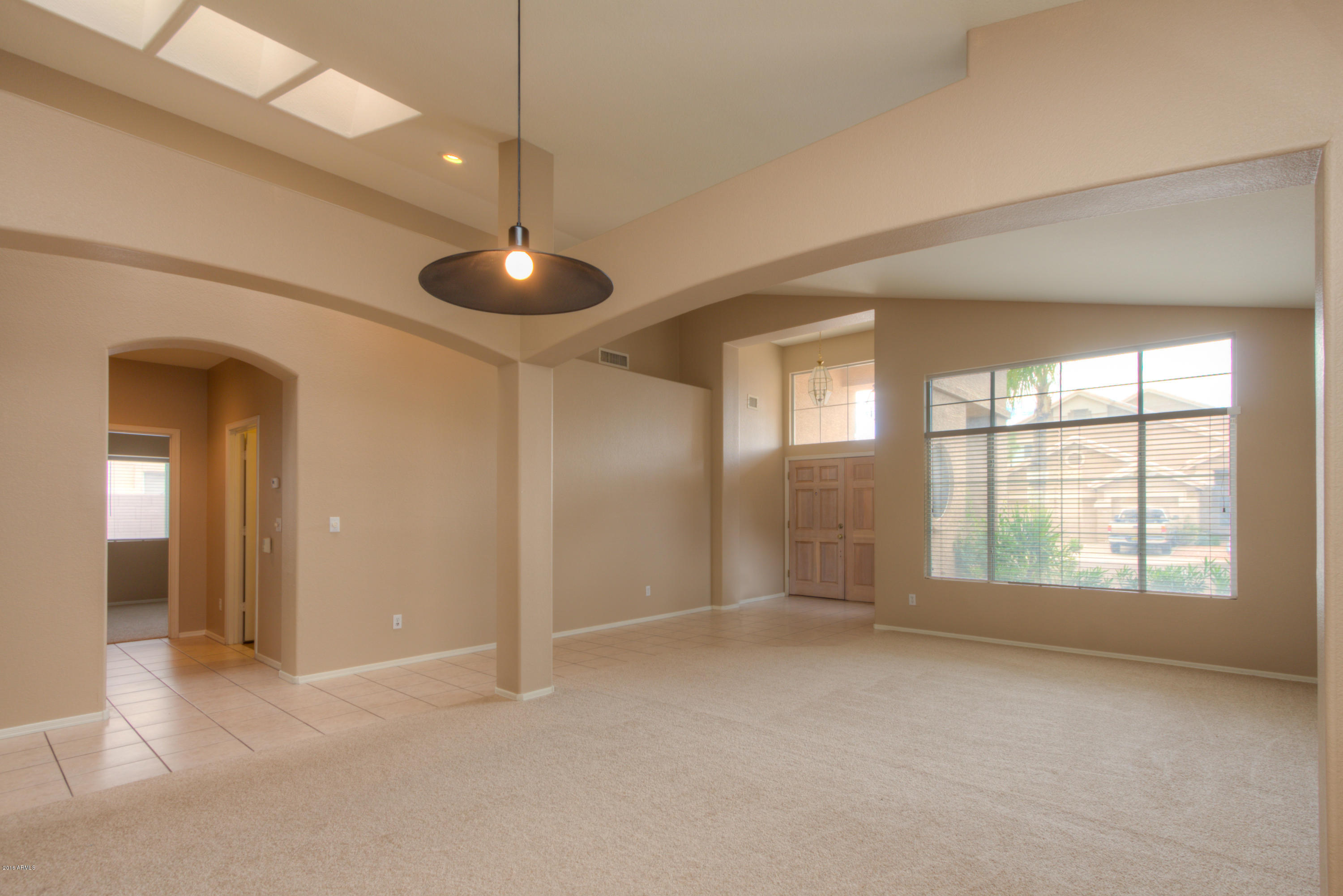 154 West El Freda Road Tempe, AZ 85284 - Photo 9 of 45 09