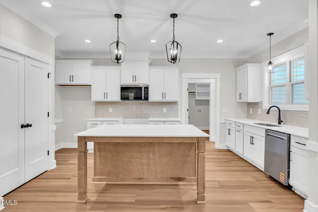 $485,000 | 208 Freedom Rdg Drive, Smithfield, NC 27577