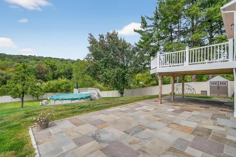 $995,000 | 1466 Pine Brook Court, Yorktown Heights, NY 10598