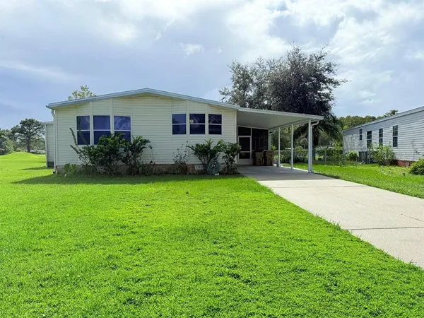 $1,900 | 220 Ellsworth Drive, Kissimmee, FL 34758
