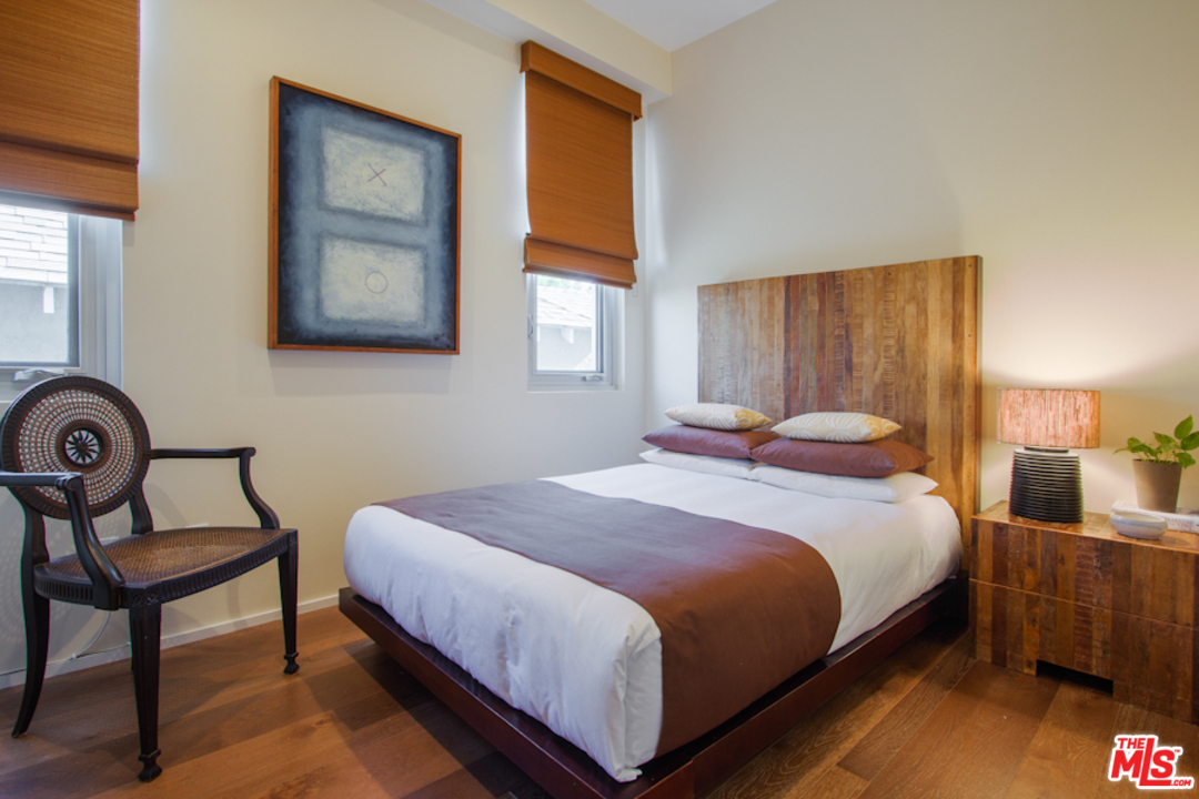 127 Breeze Avenue Venice, CA 90291 - Photo 18 of 23