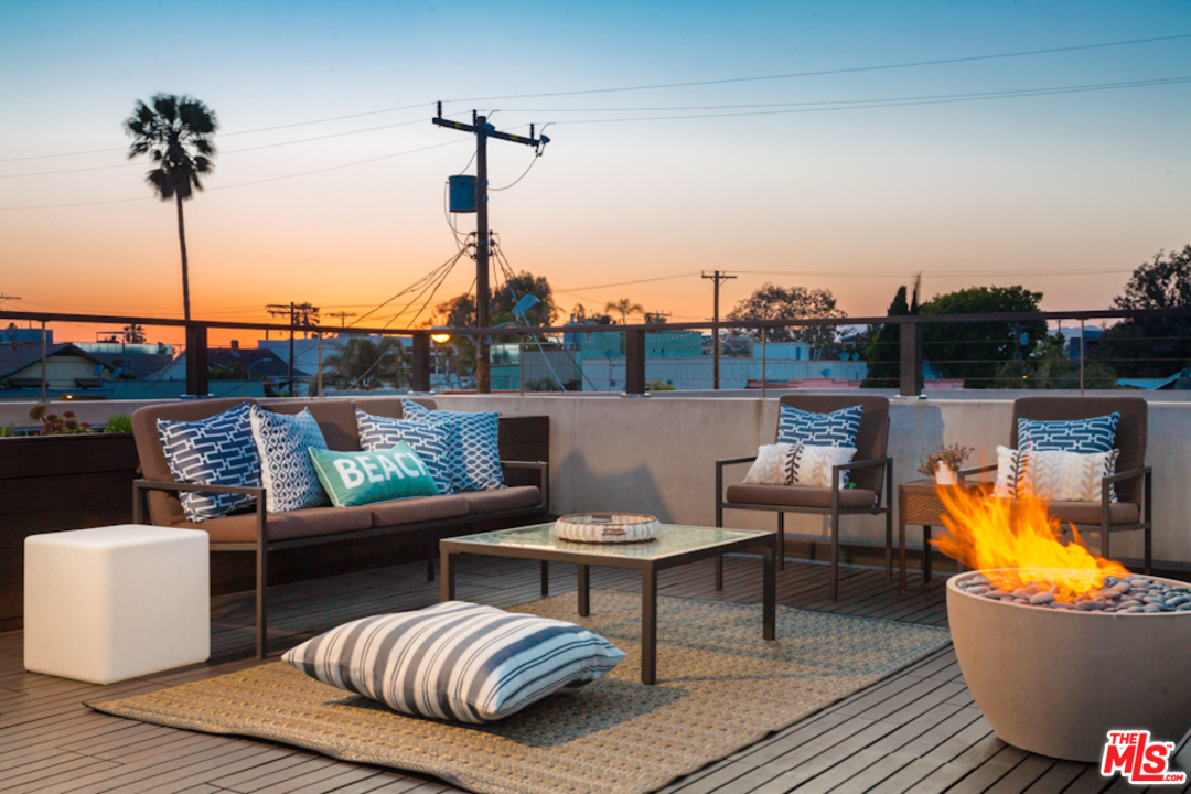 127 Breeze Avenue Venice, CA 90291 - Photo 21 of 23