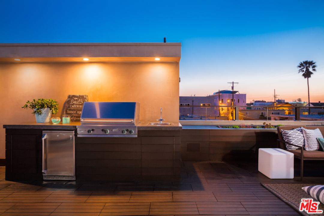 127 Breeze Avenue Venice, CA 90291 - Photo 23 of 23