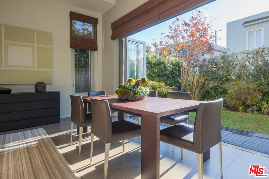 127 Breeze Avenue Venice, CA 90291 - Photo 10 of 23