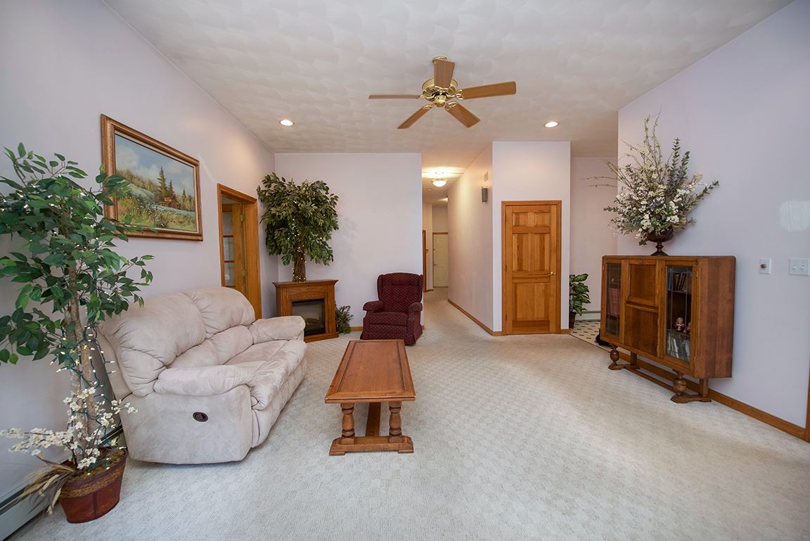 565 Candia Road Chester, NH 03036 - Photo 9 of 37