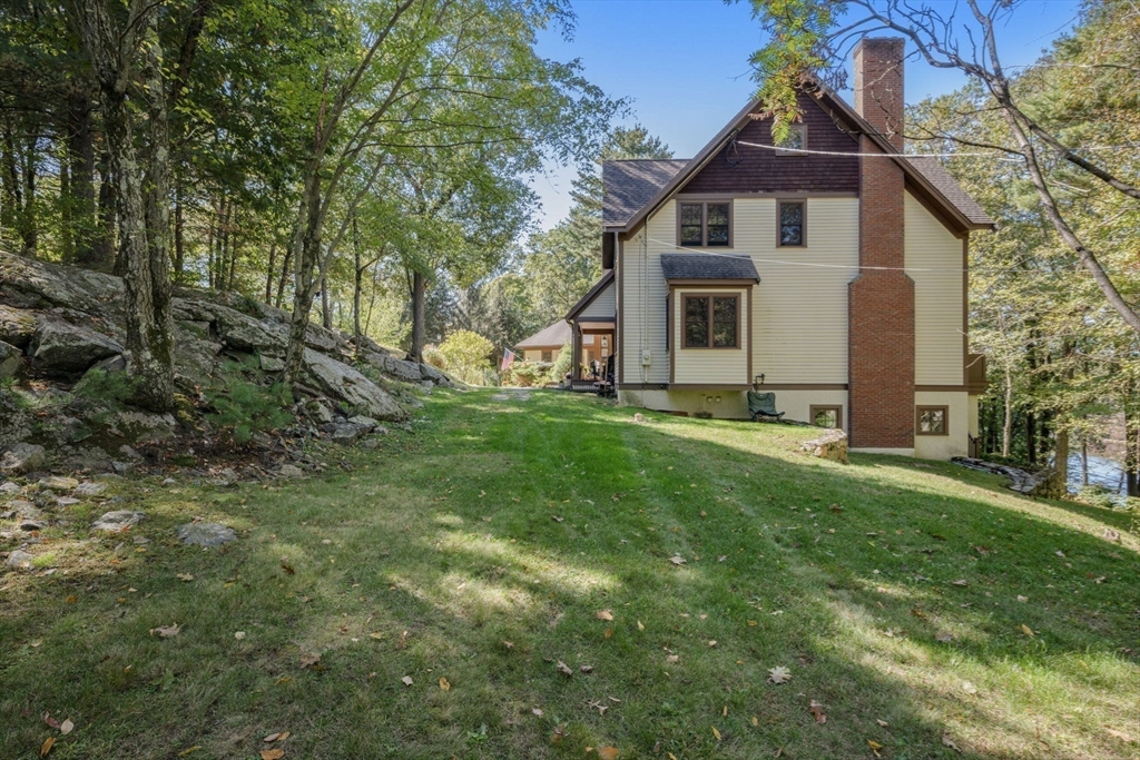 250 Meadowbrook Road Dedham, MA 02026 - Photo 37 of 41