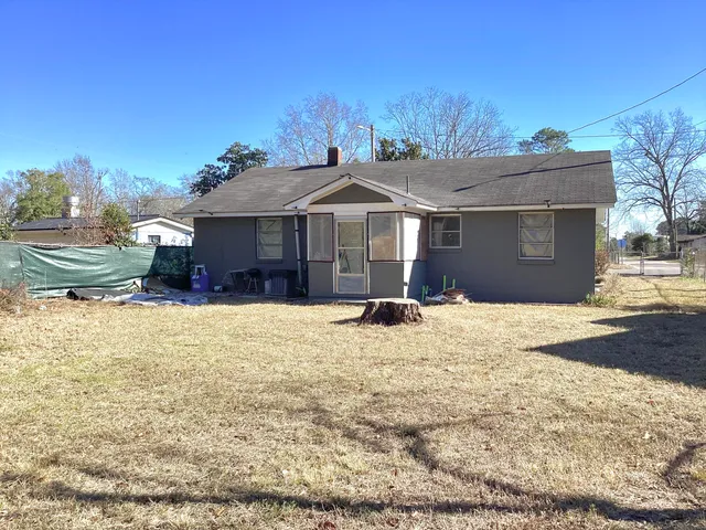 $93,000 | 850 Hampton Street, Elloree, SC 29047