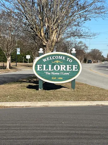 $93,000 | 850 Hampton Street, Elloree, SC 29047