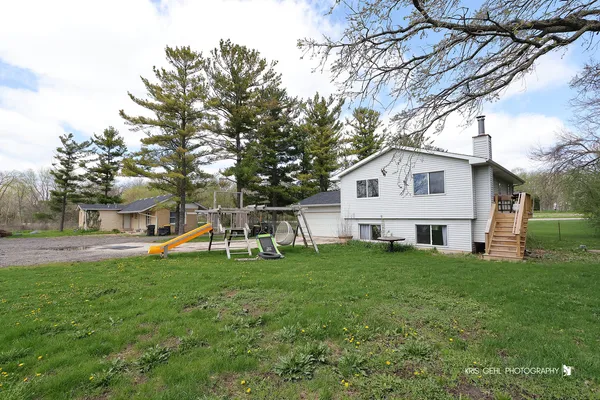 $595,000 | 28903 West South Drive, Lakemoor, IL 60051