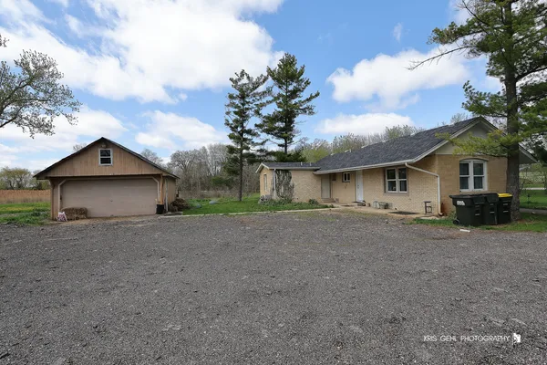$595,000 | 28903 West South Drive, Lakemoor, IL 60051