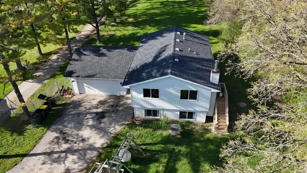 $595,000 | 28903 West South Drive, Lakemoor, IL 60051