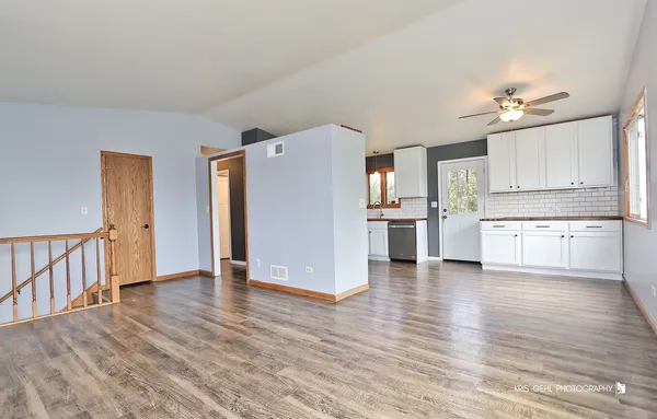 $595,000 | 28903 West South Drive, Lakemoor, IL 60051