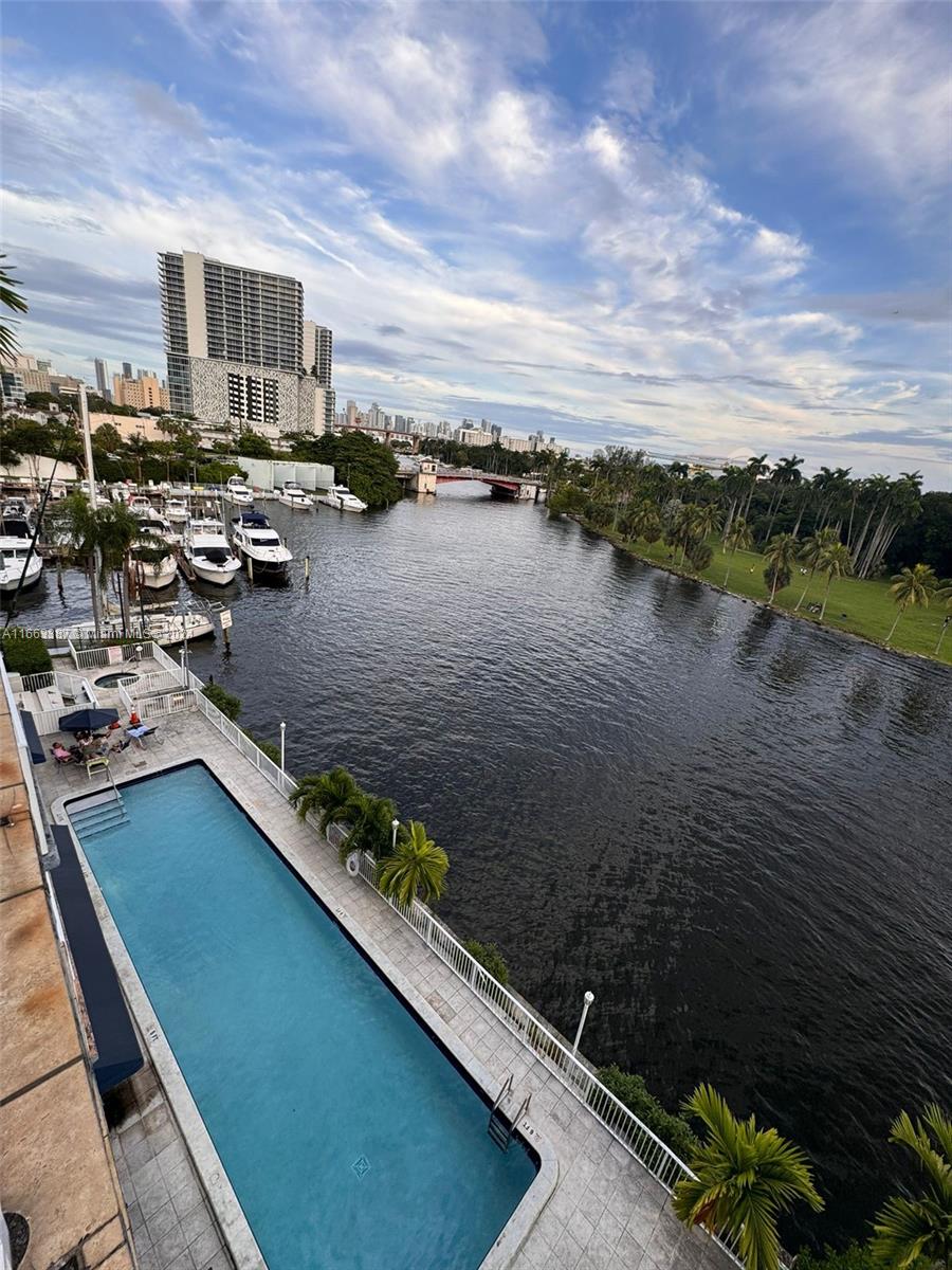 1740 Northwest N River Dr Unit 621