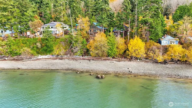 $475,000 | 17980 Cobahud Road, La Conner, WA 98257