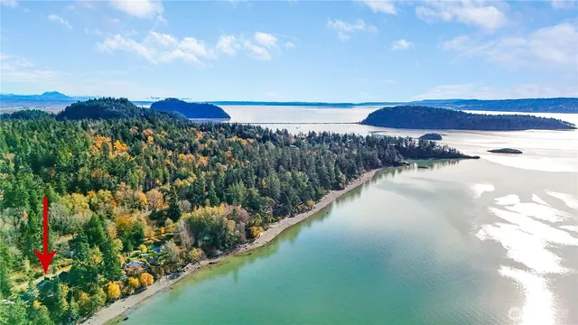 $475,000 | 17980 Cobahud Road, La Conner, WA 98257