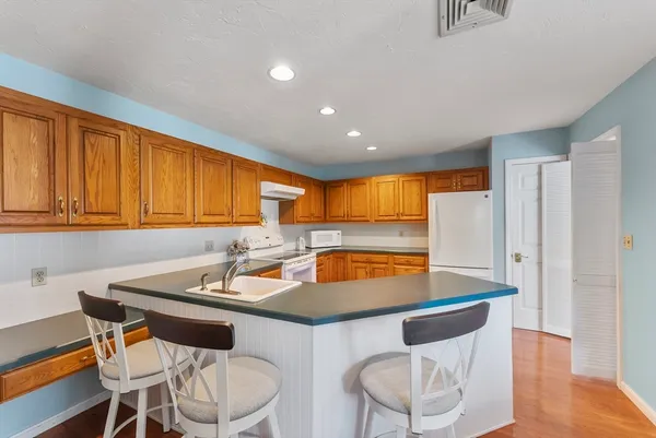 $775,000 | 42 Fairway Drive, Unit GOLFVIEW, Plymouth, MA 02360