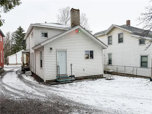 $135,000 | 19 Bradford Street, Auburn, NY 13021
