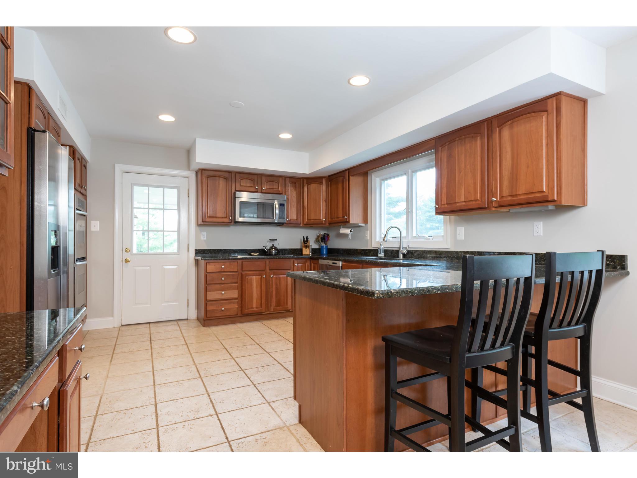 2174 Pikeland Road Malvern, PA 19355 - Photo 16 of 53 Eat-in Kitchen