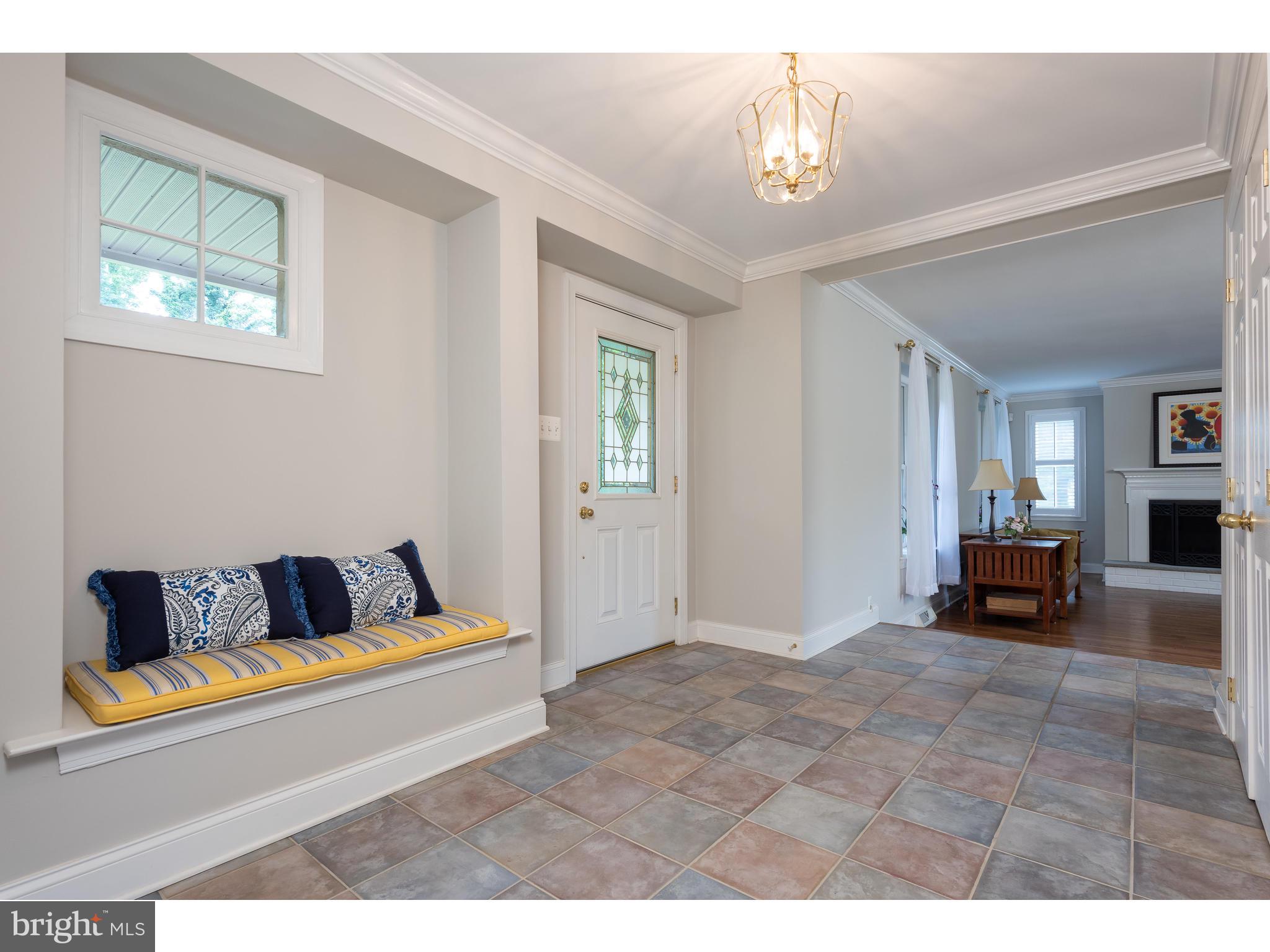 2174 Pikeland Road Malvern, PA 19355 - Photo 4 of 53 Entry Hall