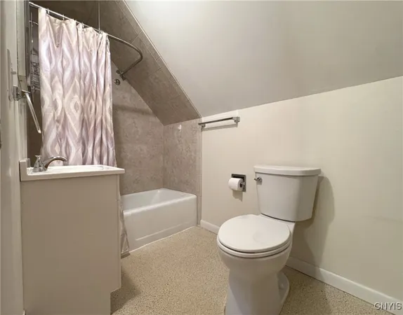 $1,250 | 843 Davidson Street, Unit 2F, Watertown, NY 13601
