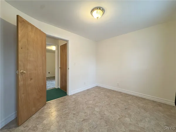 $1,250 | 843 Davidson Street, Unit 2F, Watertown, NY 13601