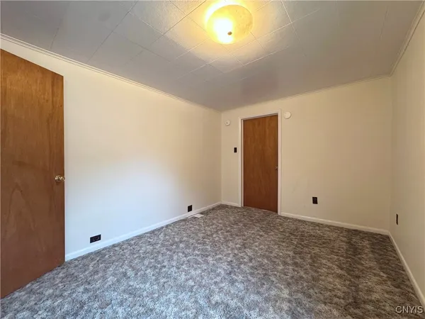 $1,250 | 843 Davidson Street, Unit 2F, Watertown, NY 13601