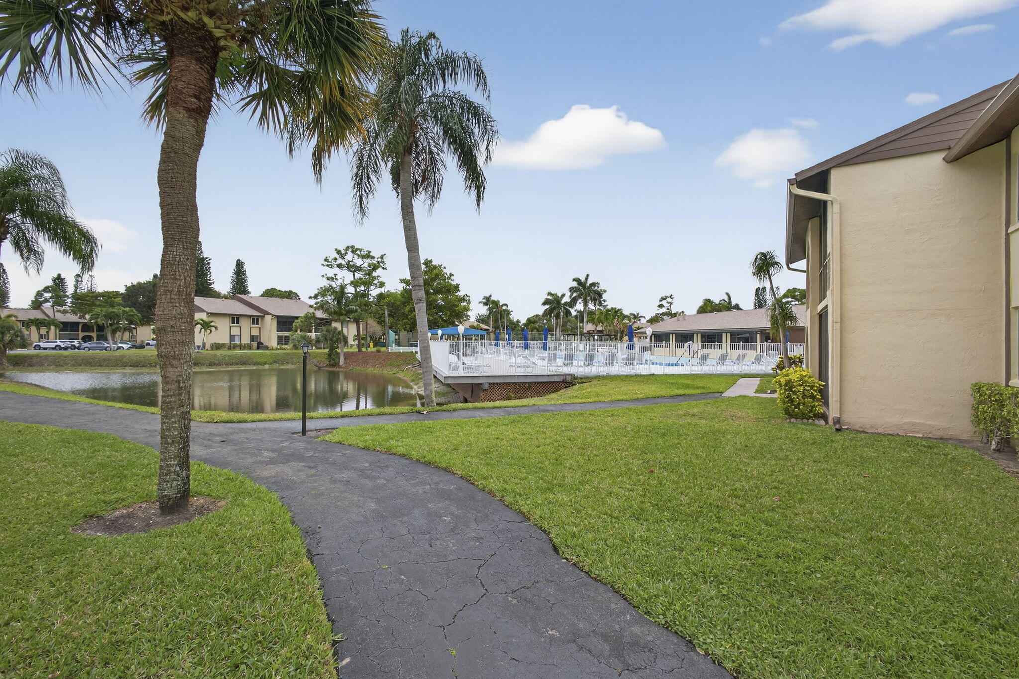 327 Pine Ridge Circle, Unit A1 Greenacres, FL 33463 - Photo 6 of 48 6-web-or-mls-BS1A2928
