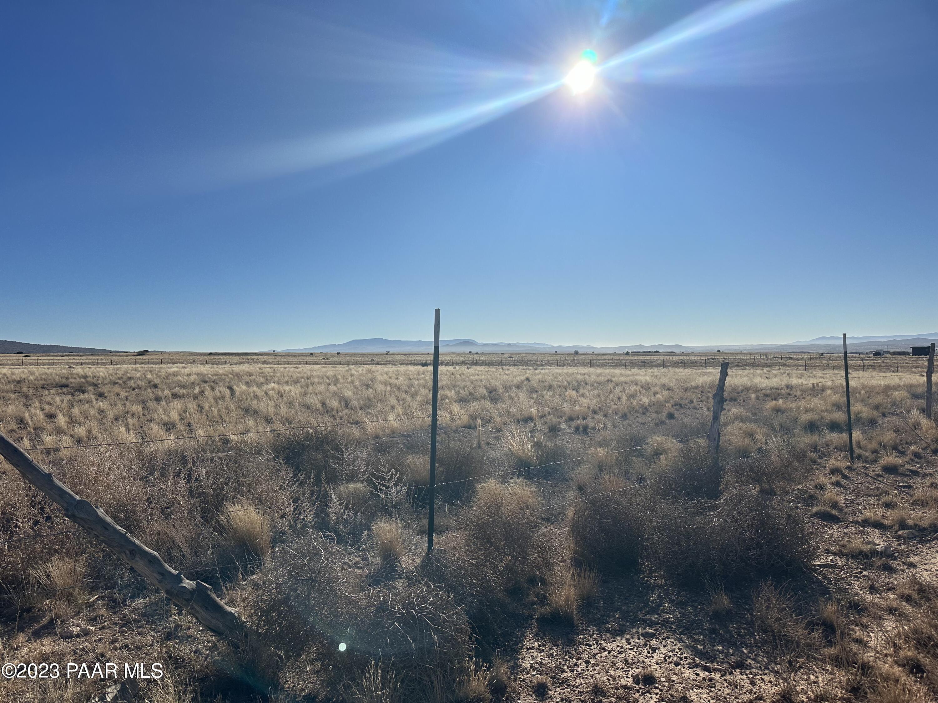 B B Firestone Drive Paulden, AZ 86334 - Photo 3 of 6 a view of roof
